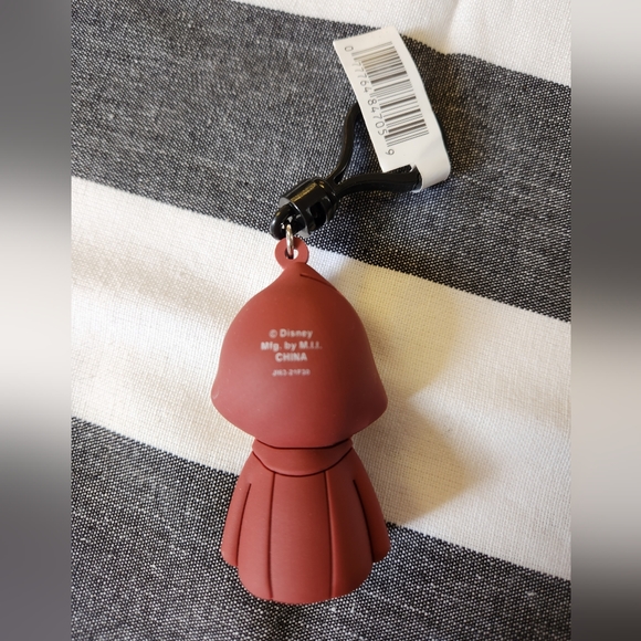 Disney Series 35 Hocus Pocus 3D Foam Bag Clip Mary Sanderson Character - Picture 2 of 4